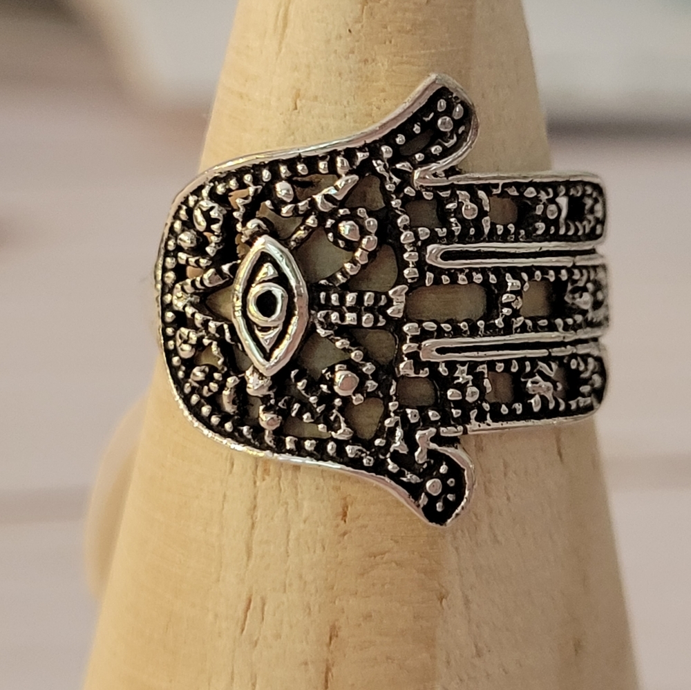 Filigree Hamsa ring